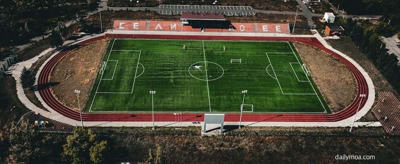 축구 월드컵 유럽 예선 경기 스타디움 장면