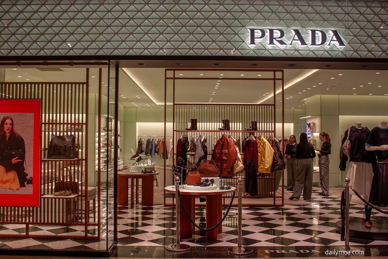 Juun.J 준지 패션쇼 런웨이 장면