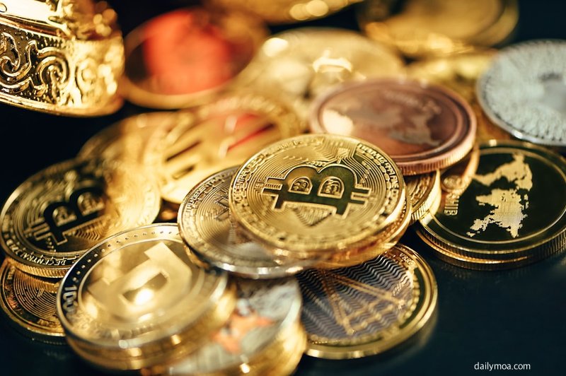 코인글래스 사이트에서 비트코인 청산맵과 미결제약정 데이터를 함께 분석하는 화면