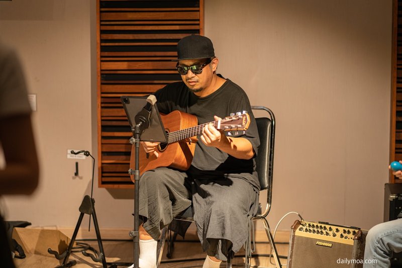 안테나 소속 아티스트 공연 무대와 음악 활동