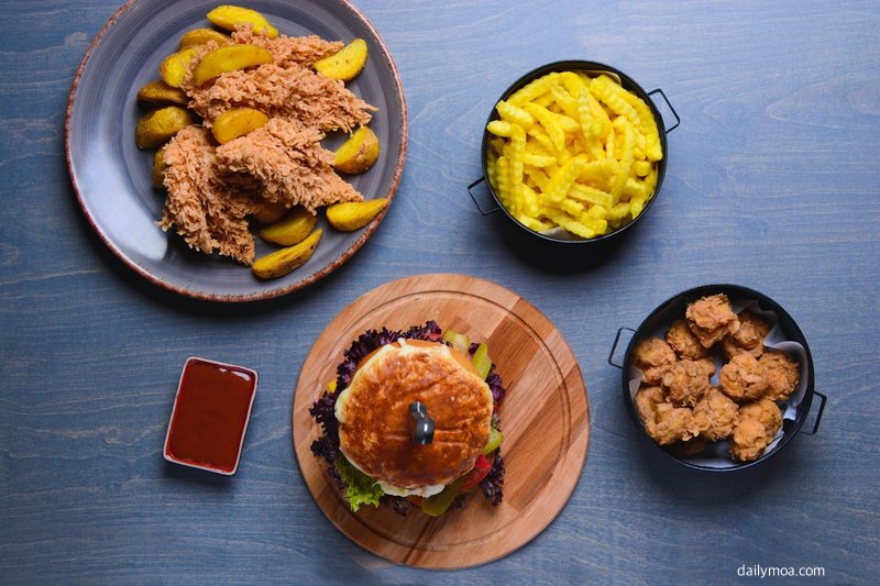 강북구 미아동 골목길 카페와 음식점 거리 이미지