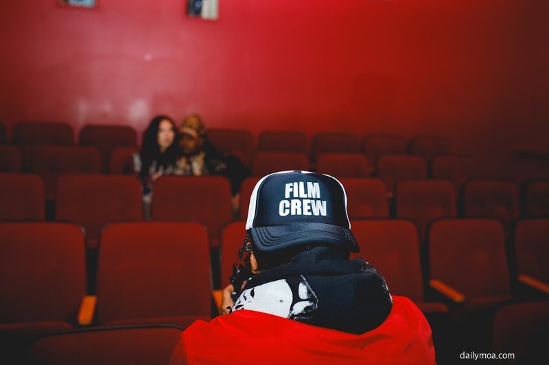 영화 극장 로비 특전 이벤트 장면