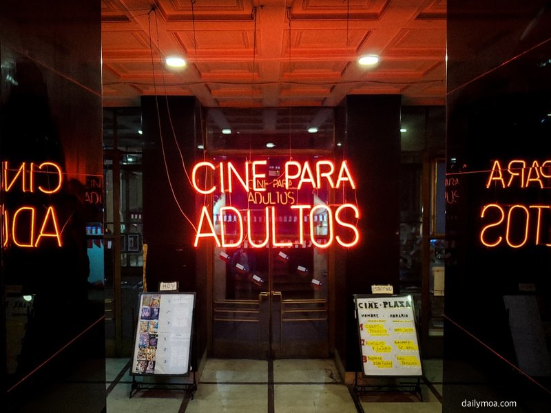 돌비 애트모스 상영관 스피커 시스템 구성 예시